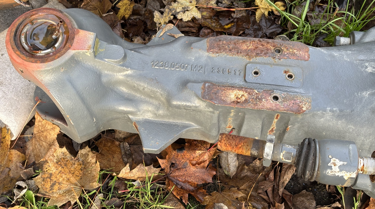 Claas Scorpion 635 Wałek Przegubowy Czop Obudowa Przedniej Osi Pochwa Hamulec - Etuakseli - Traktori: kuva Claas Scorpion 635 Wałek Przegubowy Czop Obudowa Przedniej Osi Pochwa Hamulec - Etuakseli - Traktori Claas Scorpion 635 Wałek Przegubowy Czop Obudowa Przedniej Osi Pochwa Hamulec - Etuakseli - Traktori: kuva Claas Scorpion 635 Wałek Przegubowy Czop Obudowa Przedniej Osi Pochwa Hamulec - Etuakseli - Traktori