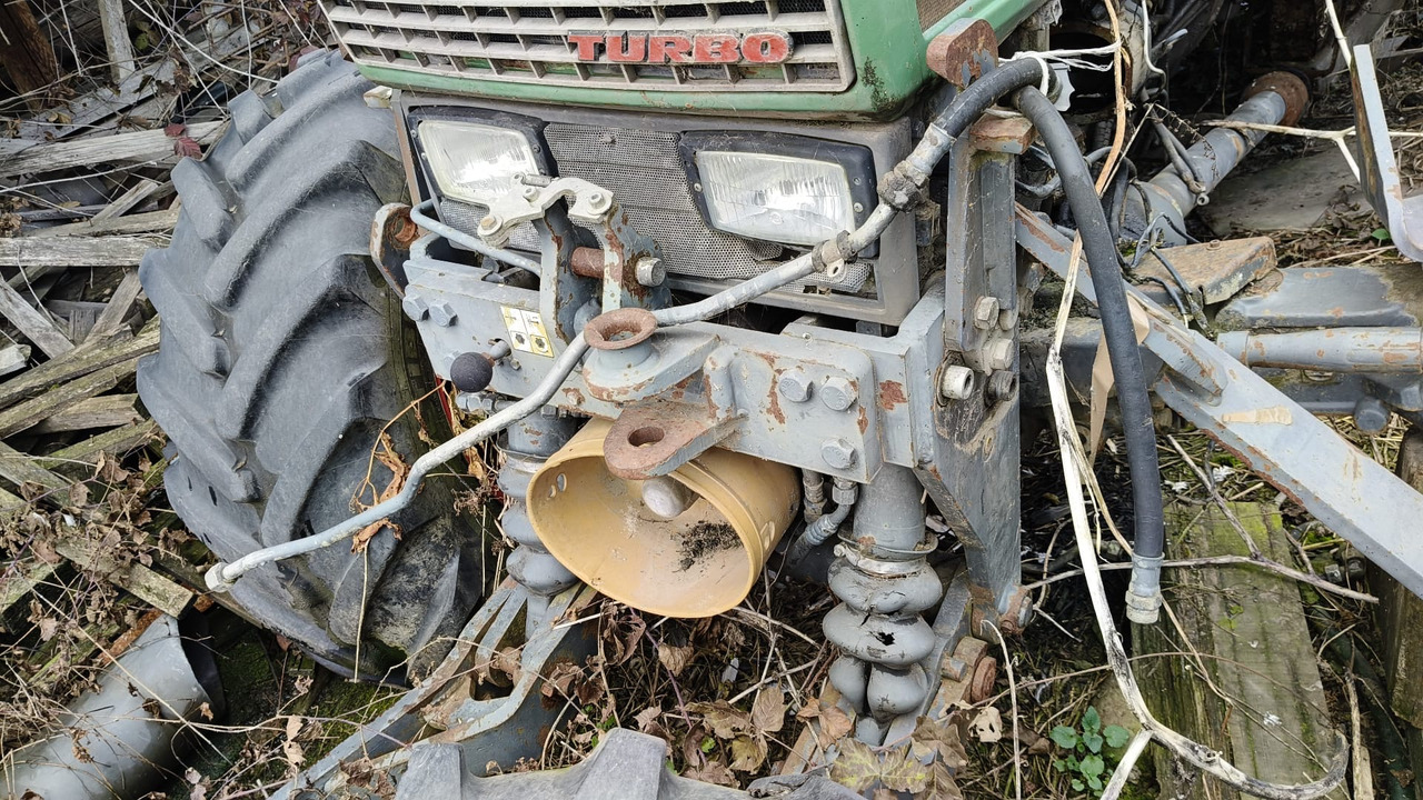 Fendt 309 - na części - zwolnica most obudowa dyferencjał atak - Differentiaali - Maatalouskoneet: kuva Fendt 309 - na części - zwolnica most obudowa dyferencjał atak - Differentiaali - Maatalouskoneet Fendt 309 - na części - zwolnica most obudowa dyferencjał atak - Differentiaali - Maatalouskoneet: kuva Fendt 309 - na części - zwolnica most obudowa dyferencjał atak - Differentiaali - Maatalouskoneet