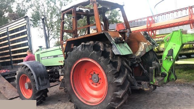 Fendt 311 - Dyfer - Differentiaali - Maatalouskoneet: kuva Fendt 311 - Dyfer - Differentiaali - Maatalouskoneet Fendt 311 - Dyfer - Differentiaali - Maatalouskoneet: kuva Fendt 311 - Dyfer - Differentiaali - Maatalouskoneet