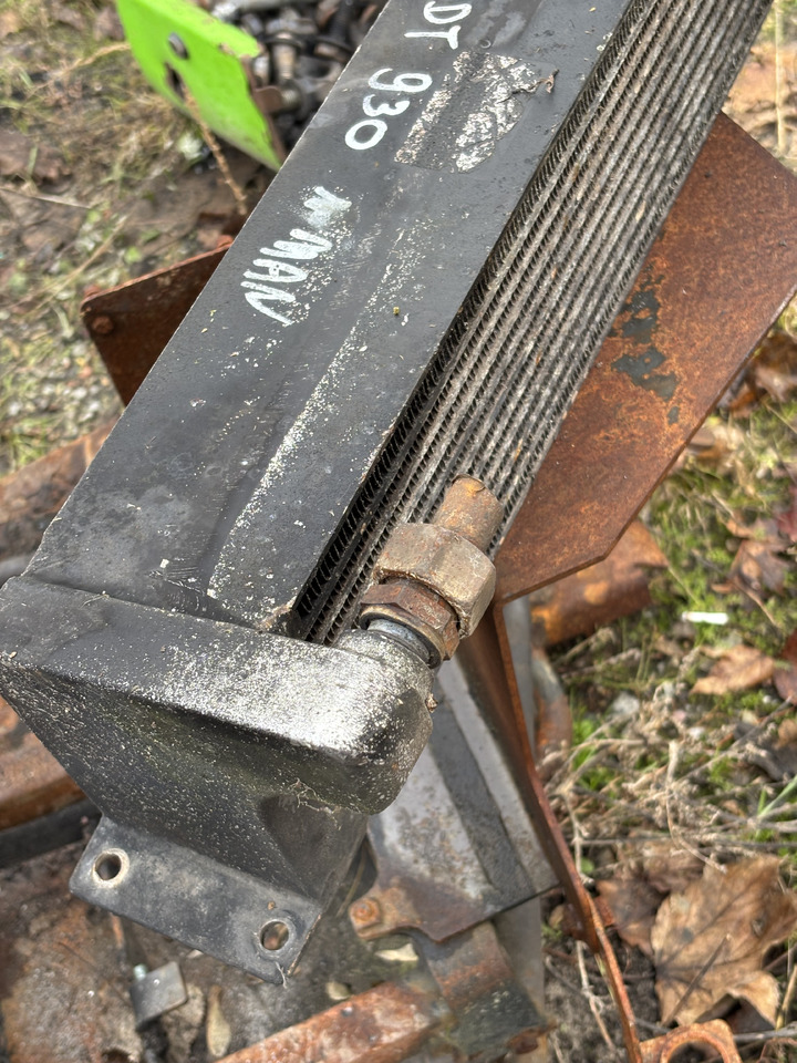 Fendt 930 Chłodnica CZĘŚCI - Jäähdytin - Maatalouskoneet: kuva Fendt 930 Chłodnica CZĘŚCI - Jäähdytin - Maatalouskoneet Fendt 930 Chłodnica CZĘŚCI - Jäähdytin - Maatalouskoneet: kuva Fendt 930 Chłodnica CZĘŚCI - Jäähdytin - Maatalouskoneet