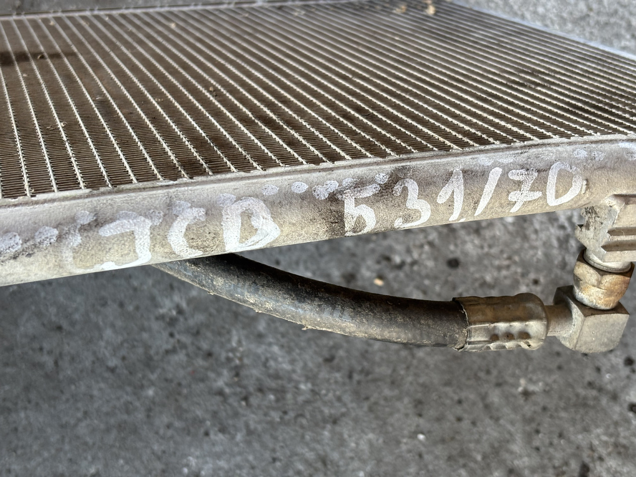 JCB 531-70 Chłodnica Klimatyzacji - Ilmastoinnin kompressori - Rakennuskoneet: kuva JCB 531-70 Chłodnica Klimatyzacji - Ilmastoinnin kompressori - Rakennuskoneet JCB 531-70 Chłodnica Klimatyzacji - Ilmastoinnin kompressori - Rakennuskoneet: kuva JCB 531-70 Chłodnica Klimatyzacji - Ilmastoinnin kompressori - Rakennuskoneet