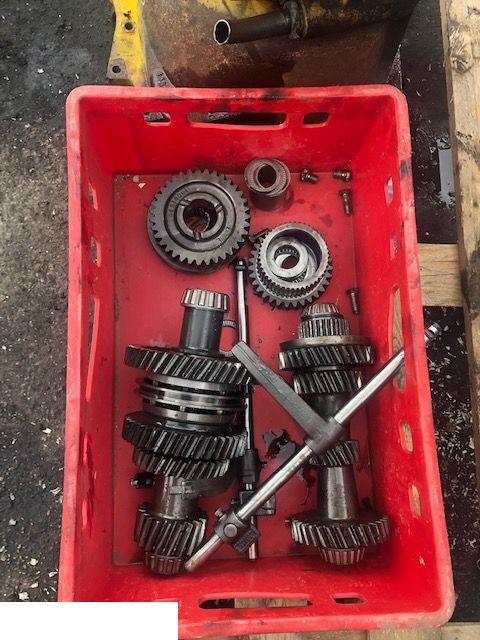 JCB - Kosz Sprzęgłowy - Kytkin ja osat - Maatalouskoneet: kuva JCB - Kosz Sprzęgłowy - Kytkin ja osat - Maatalouskoneet JCB - Kosz Sprzęgłowy - Kytkin ja osat - Maatalouskoneet: kuva JCB - Kosz Sprzęgłowy - Kytkin ja osat - Maatalouskoneet