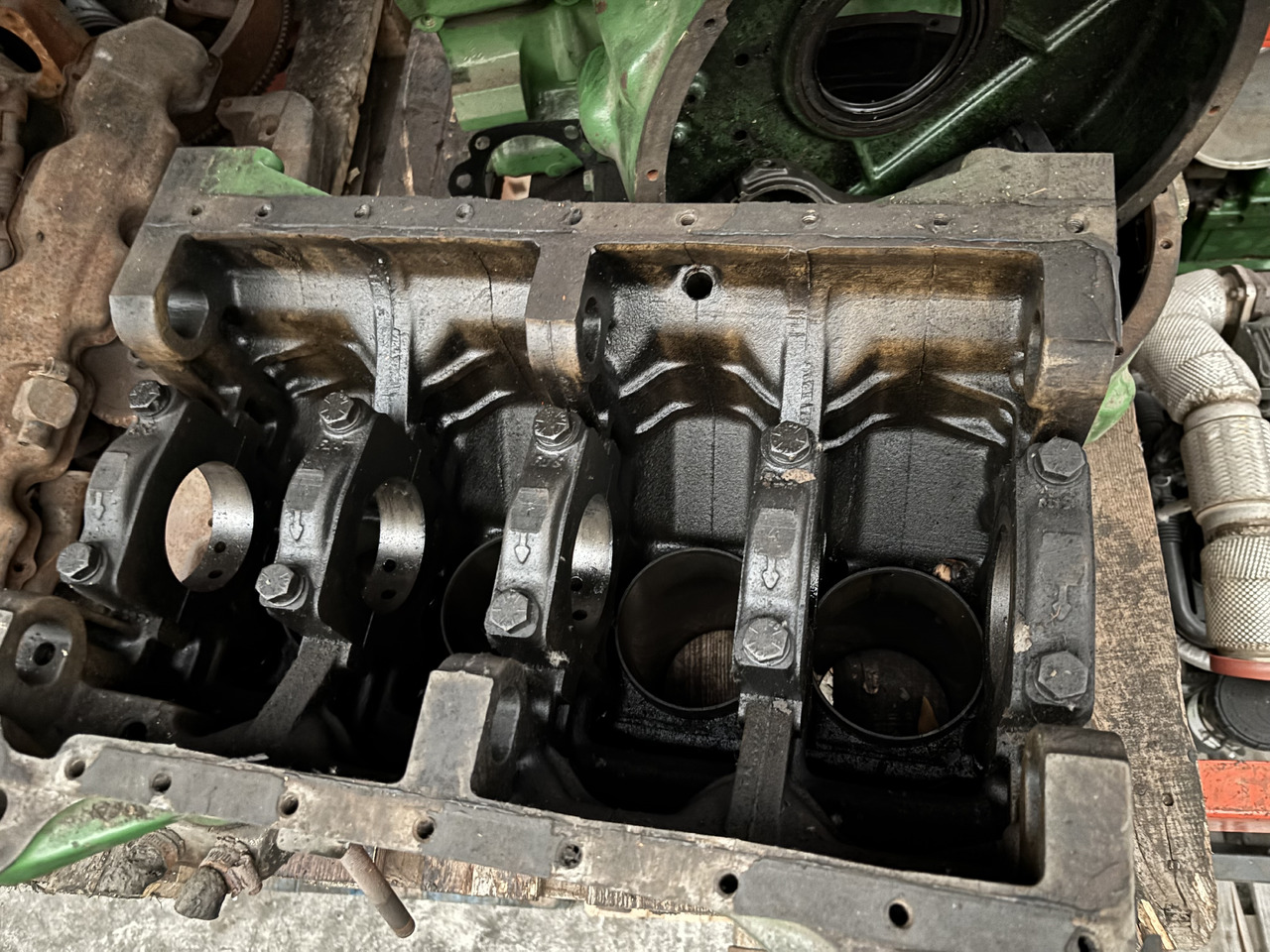 John Deere 4039TF 4045 R116195 R11619 R121421 Blok Silnika Tłoki Obudowa Koła Zamachowego CZĘŚCI - Sylinterielementit - Maatalouskoneet: kuva John Deere 4039TF 4045 R116195 R11619 R121421 Blok Silnika Tłoki Obudowa Koła Zamachowego CZĘŚCI - Sylinterielementit - Maatalouskoneet John Deere 4039TF 4045 R116195 R11619 R121421 Blok Silnika Tłoki Obudowa Koła Zamachowego CZĘŚCI - Sylinterielementit - Maatalouskoneet: kuva John Deere 4039TF 4045 R116195 R11619 R121421 Blok Silnika Tłoki Obudowa Koła Zamachowego CZĘŚCI - Sylinterielementit - Maatalouskoneet