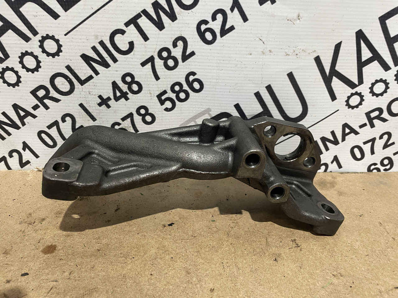 John Deere 6068 - wspornik uchwyt pompy oleju R542076 R542025 - Öljypumppu - Maatalouskoneet: kuva John Deere 6068 - wspornik uchwyt pompy oleju R542076 R542025 - Öljypumppu - Maatalouskoneet John Deere 6068 - wspornik uchwyt pompy oleju R542076 R542025 - Öljypumppu - Maatalouskoneet: kuva John Deere 6068 - wspornik uchwyt pompy oleju R542076 R542025 - Öljypumppu - Maatalouskoneet