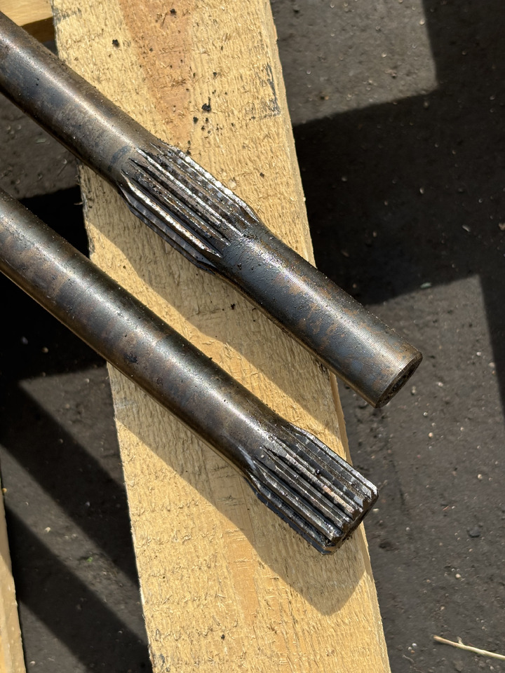 John Deere 6630 Wał Napędowy L76571 L76924 - Vetoakseli - Maatalouskoneet: kuva John Deere 6630 Wał Napędowy L76571 L76924 - Vetoakseli - Maatalouskoneet John Deere 6630 Wał Napędowy L76571 L76924 - Vetoakseli - Maatalouskoneet: kuva John Deere 6630 Wał Napędowy L76571 L76924 - Vetoakseli - Maatalouskoneet