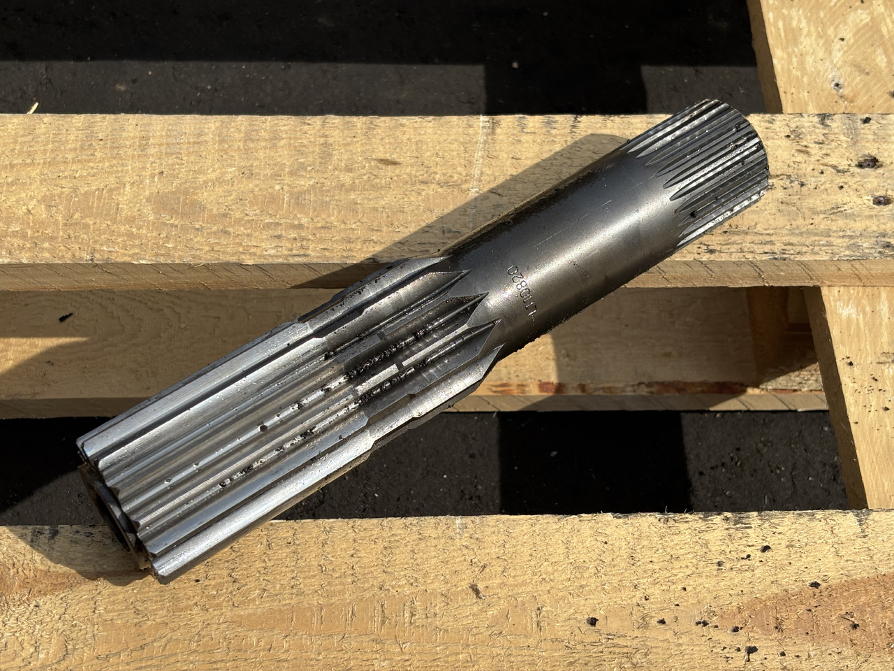 John Deere 6630 Wał Napędowy Lewa Strona L110820 - Vetoakseli - Maatalouskoneet: kuva John Deere 6630 Wał Napędowy Lewa Strona L110820 - Vetoakseli - Maatalouskoneet John Deere 6630 Wał Napędowy Lewa Strona L110820 - Vetoakseli - Maatalouskoneet: kuva John Deere 6630 Wał Napędowy Lewa Strona L110820 - Vetoakseli - Maatalouskoneet