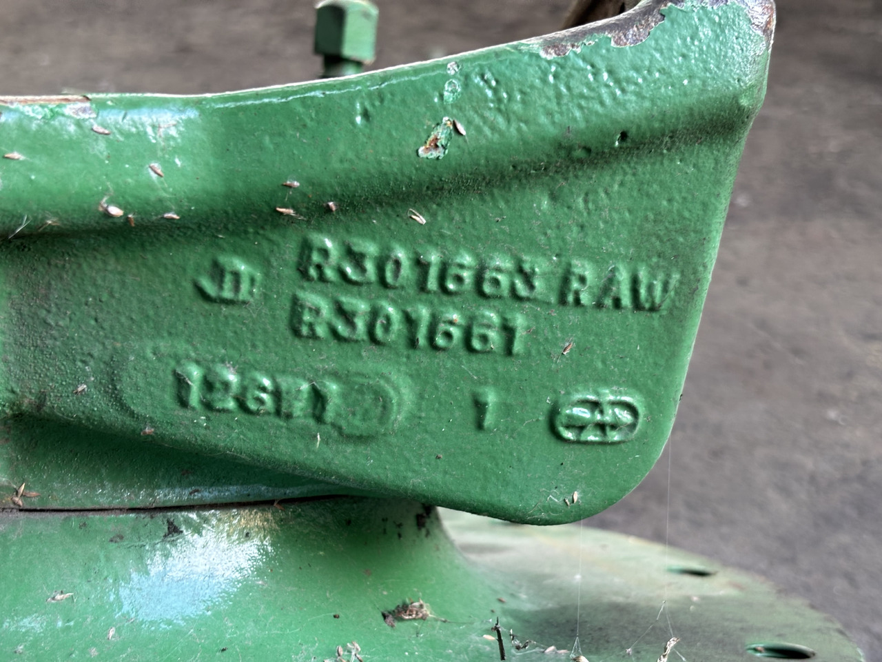 John Deere 7RXXX 7R330 7R 330 Zwrotnica Przegub Piasta R301661 RE592905 R135866 - Olka-akseli - Maatalouskoneet: kuva John Deere 7RXXX 7R330 7R 330 Zwrotnica Przegub Piasta R301661 RE592905 R135866 - Olka-akseli - Maatalouskoneet John Deere 7RXXX 7R330 7R 330 Zwrotnica Przegub Piasta R301661 RE592905 R135866 - Olka-akseli - Maatalouskoneet: kuva John Deere 7RXXX 7R330 7R 330 Zwrotnica Przegub Piasta R301661 RE592905 R135866 - Olka-akseli - Maatalouskoneet
