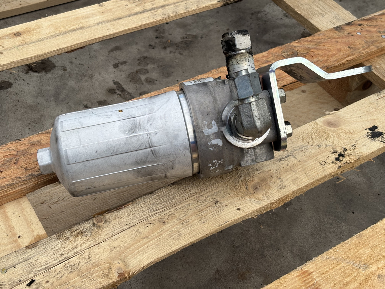 John Deere 8200 8400 8600 Filtr Płynu Hydraulicznego AXE64212 AXE82466 - Hydraulinen suodatin - Maatalouskoneet: kuva John Deere 8200 8400 8600 Filtr Płynu Hydraulicznego AXE64212 AXE82466 - Hydraulinen suodatin - Maatalouskoneet John Deere 8200 8400 8600 Filtr Płynu Hydraulicznego AXE64212 AXE82466 - Hydraulinen suodatin - Maatalouskoneet: kuva John Deere 8200 8400 8600 Filtr Płynu Hydraulicznego AXE64212 AXE82466 - Hydraulinen suodatin - Maatalouskoneet