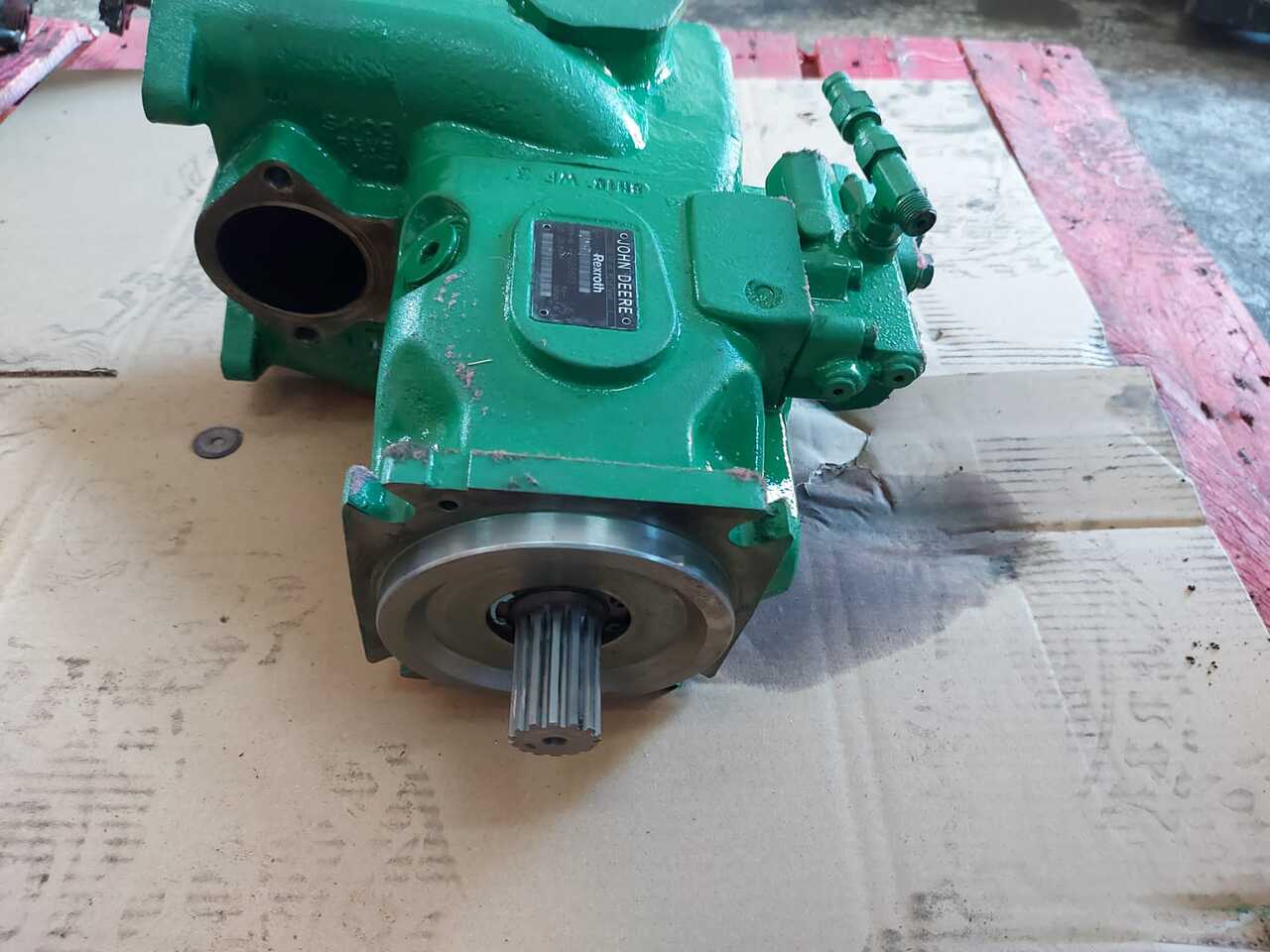 John Deere 8345r - Pompa Hydrauliki RE587646 - Hydraulipumppu - Maatalouskoneet: kuva John Deere 8345r - Pompa Hydrauliki RE587646 - Hydraulipumppu - Maatalouskoneet John Deere 8345r - Pompa Hydrauliki RE587646 - Hydraulipumppu - Maatalouskoneet: kuva John Deere 8345r - Pompa Hydrauliki RE587646 - Hydraulipumppu - Maatalouskoneet