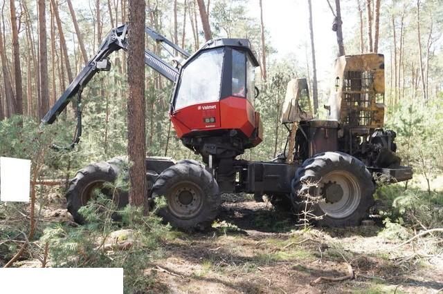 Komatsu Valmet - Most - Akseli ja osat - Metsäkone: kuva Komatsu Valmet - Most - Akseli ja osat - Metsäkone Komatsu Valmet - Most - Akseli ja osat - Metsäkone: kuva Komatsu Valmet - Most - Akseli ja osat - Metsäkone