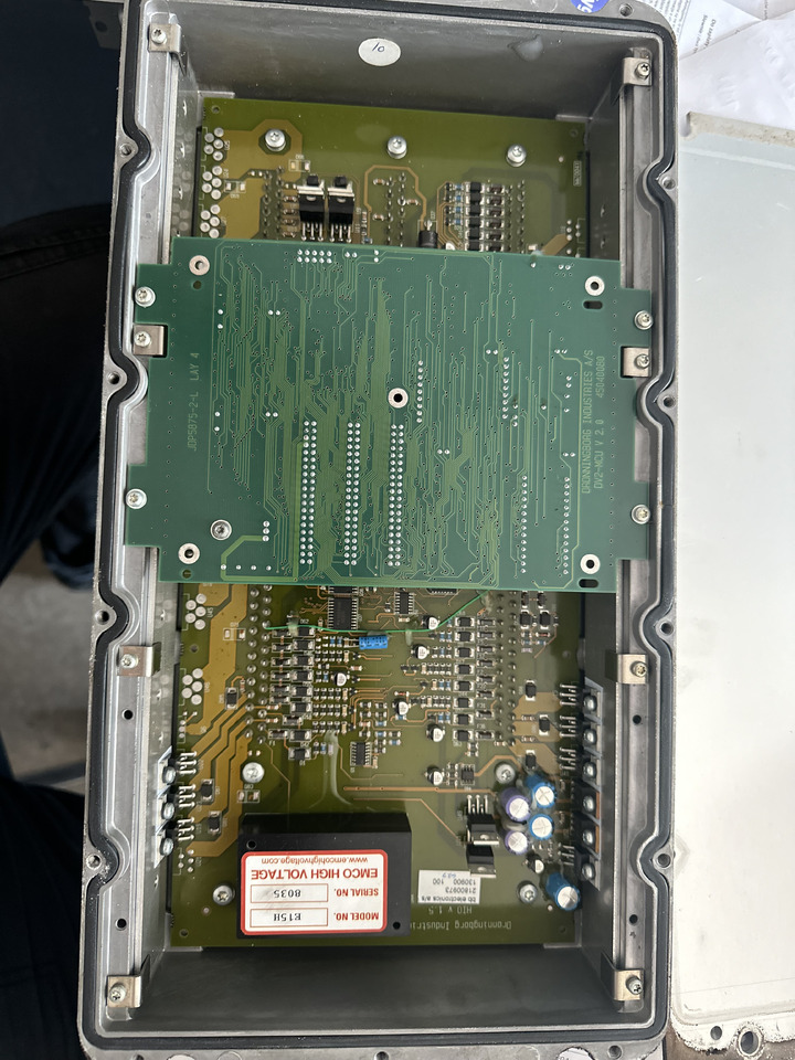 Kombajn Massey Ferguson 7256 komputer główny moduł - Ohjainyksikkö - Leikkuupuimuri: kuva Kombajn Massey Ferguson 7256 komputer główny moduł - Ohjainyksikkö - Leikkuupuimuri Kombajn Massey Ferguson 7256 komputer główny moduł - Ohjainyksikkö - Leikkuupuimuri: kuva Kombajn Massey Ferguson 7256 komputer główny moduł - Ohjainyksikkö - Leikkuupuimuri