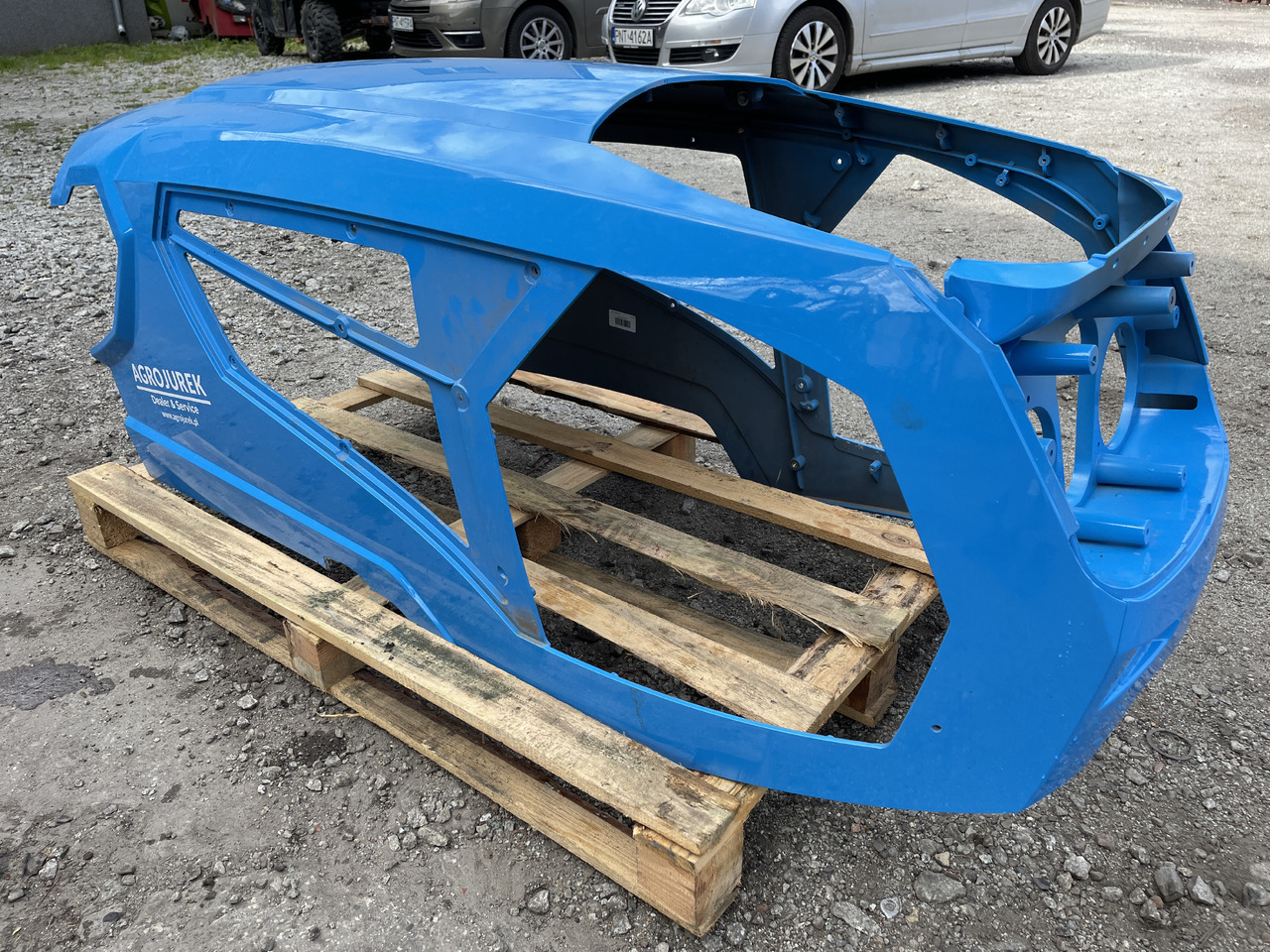 Landini 4-080 2013r. - maska silnika - Suojuskoppa - Maatalouskoneet: kuva Landini 4-080 2013r. - maska silnika - Suojuskoppa - Maatalouskoneet Landini 4-080 2013r. - maska silnika - Suojuskoppa - Maatalouskoneet: kuva Landini 4-080 2013r. - maska silnika - Suojuskoppa - Maatalouskoneet