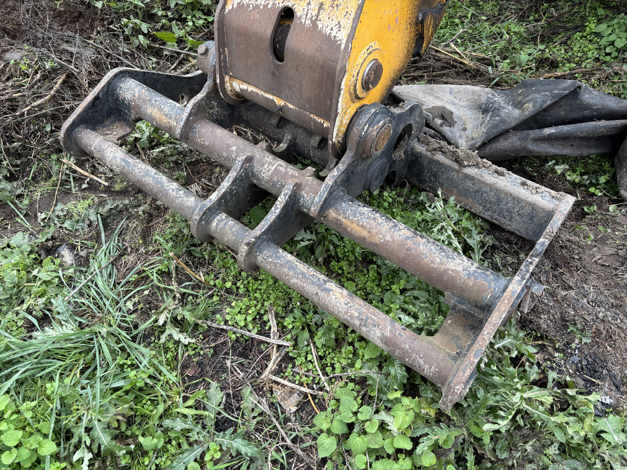 Dieci 185 - Ładowarka Teleskopowa - Karetka - Lisälaitteet - Rakennuskoneet: kuva Dieci 185 - Ładowarka Teleskopowa - Karetka - Lisälaitteet - Rakennuskoneet Dieci 185 - Ładowarka Teleskopowa - Karetka - Lisälaitteet - Rakennuskoneet: kuva Dieci 185 - Ładowarka Teleskopowa - Karetka - Lisälaitteet - Rakennuskoneet