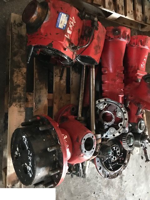 Manitou 845 - CZĘŚCI - Zwolnica - Ajomoottori - Rakennuskoneet: kuva  Manitou 845 - CZĘŚCI - Zwolnica - Ajomoottori - Rakennuskoneet Manitou 845 - CZĘŚCI - Zwolnica - Ajomoottori - Rakennuskoneet: kuva  Manitou 845 - CZĘŚCI - Zwolnica - Ajomoottori - Rakennuskoneet