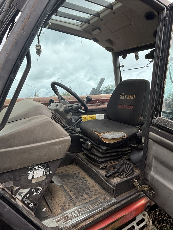 Manitou MT 1740 SLT - Ładowarka Teleskopowa - Kabina Szyba Dach - Ohjaamo - Kurottaja: kuva Manitou MT 1740 SLT - Ładowarka Teleskopowa - Kabina Szyba Dach - Ohjaamo - Kurottaja Manitou MT 1740 SLT - Ładowarka Teleskopowa - Kabina Szyba Dach - Ohjaamo - Kurottaja: kuva Manitou MT 1740 SLT - Ładowarka Teleskopowa - Kabina Szyba Dach - Ohjaamo - Kurottaja