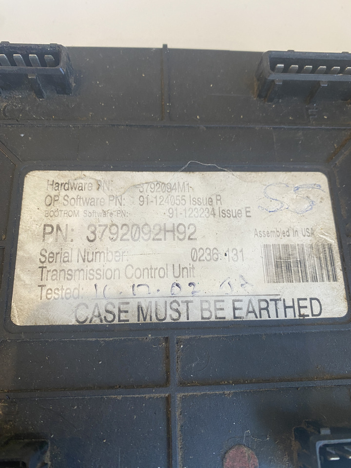 Massey Ferguson - sterownik moduł skrzyni biegów Autotronic 2 - Ohjainyksikkö - Maatalouskoneet: kuva Massey Ferguson - sterownik moduł skrzyni biegów Autotronic 2 - Ohjainyksikkö - Maatalouskoneet Massey Ferguson - sterownik moduł skrzyni biegów Autotronic 2 - Ohjainyksikkö - Maatalouskoneet: kuva Massey Ferguson - sterownik moduł skrzyni biegów Autotronic 2 - Ohjainyksikkö - Maatalouskoneet