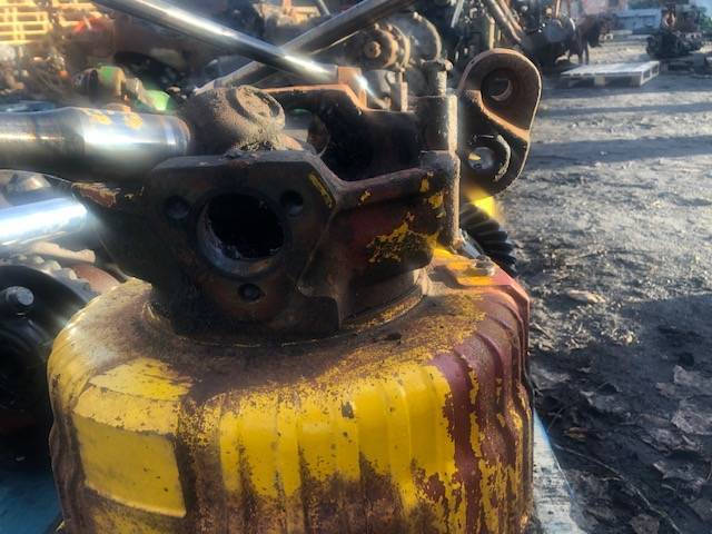 Matbro - Półoś - Vetoakseli - Maatalouskoneet: kuva Matbro - Półoś - Vetoakseli - Maatalouskoneet Matbro - Półoś - Vetoakseli - Maatalouskoneet: kuva Matbro - Półoś - Vetoakseli - Maatalouskoneet