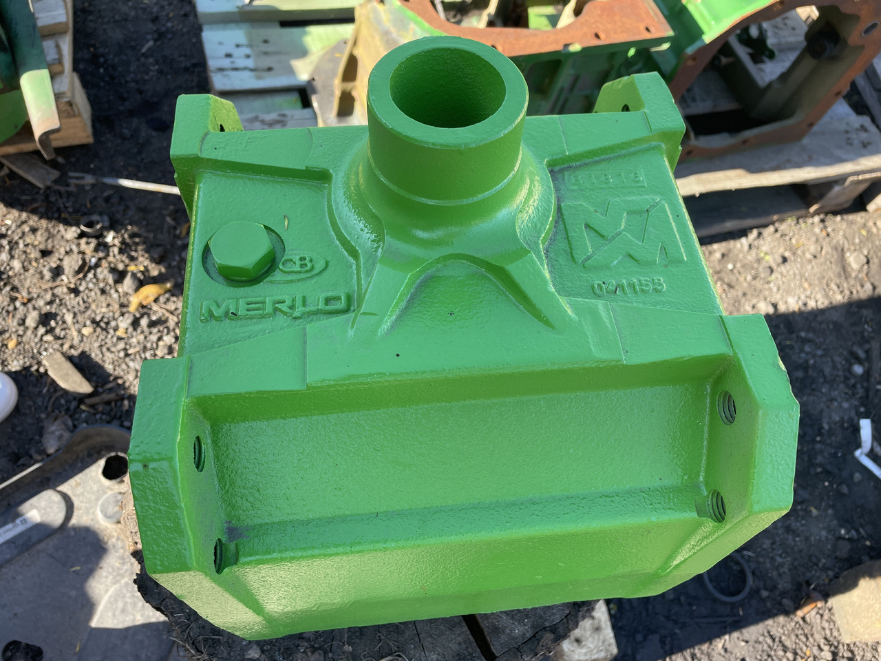 Merlo - obudowa dyferencjału 041155 - Differentiaali - Maatalouskoneet: kuva Merlo - obudowa dyferencjału 041155 - Differentiaali - Maatalouskoneet Merlo - obudowa dyferencjału 041155 - Differentiaali - Maatalouskoneet: kuva Merlo - obudowa dyferencjału 041155 - Differentiaali - Maatalouskoneet