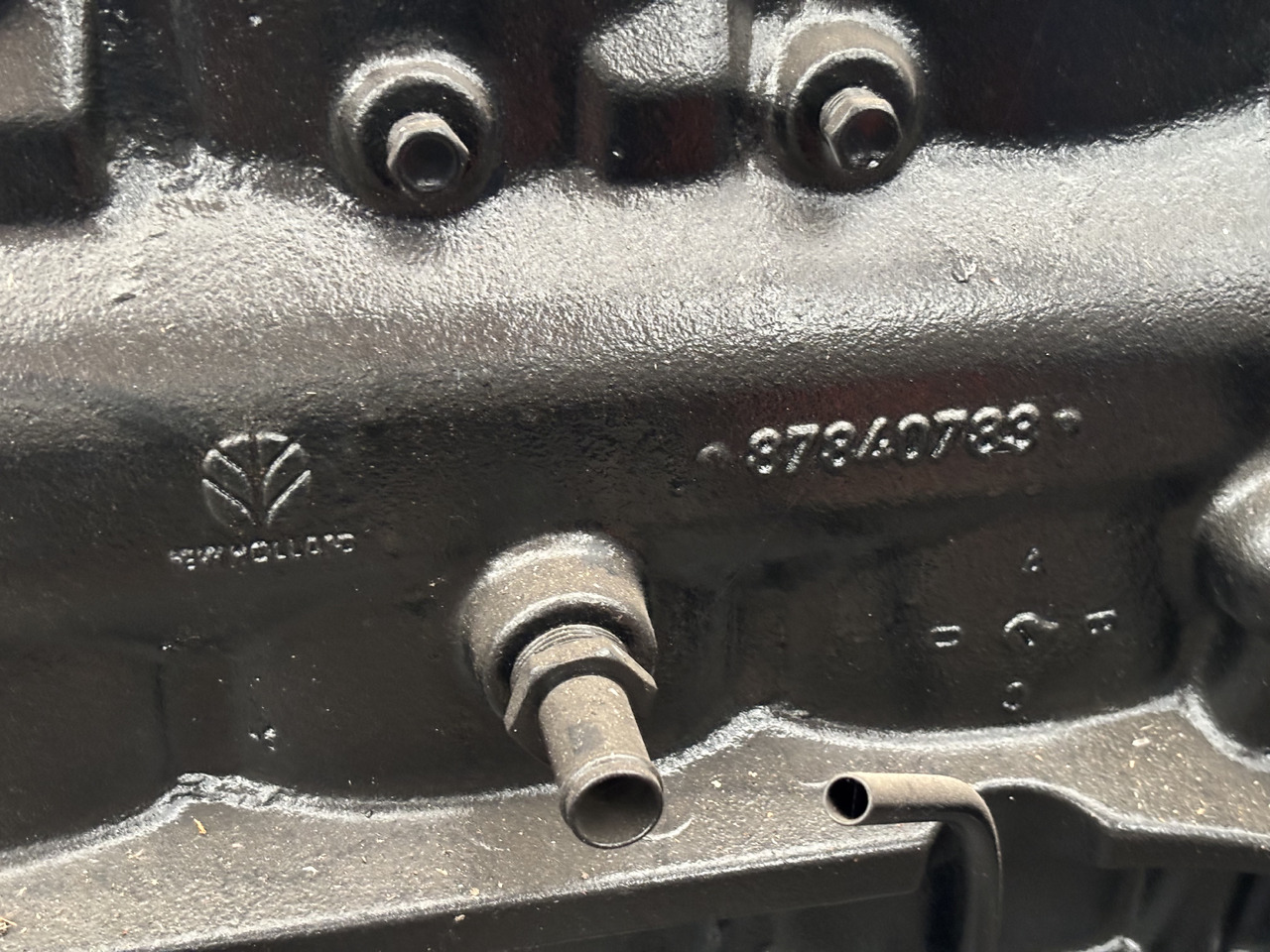 New Holland TM 120, 130, 140, 150, 160, 170, 17 Blok silnika 87840788 - Sylinterielementit - Maatalouskoneet: kuva  New Holland TM 120, 130, 140, 150, 160, 170, 17 Blok silnika 87840788 - Sylinterielementit - Maatalouskoneet New Holland TM 120, 130, 140, 150, 160, 170, 17 Blok silnika 87840788 - Sylinterielementit - Maatalouskoneet: kuva  New Holland TM 120, 130, 140, 150, 160, 170, 17 Blok silnika 87840788 - Sylinterielementit - Maatalouskoneet