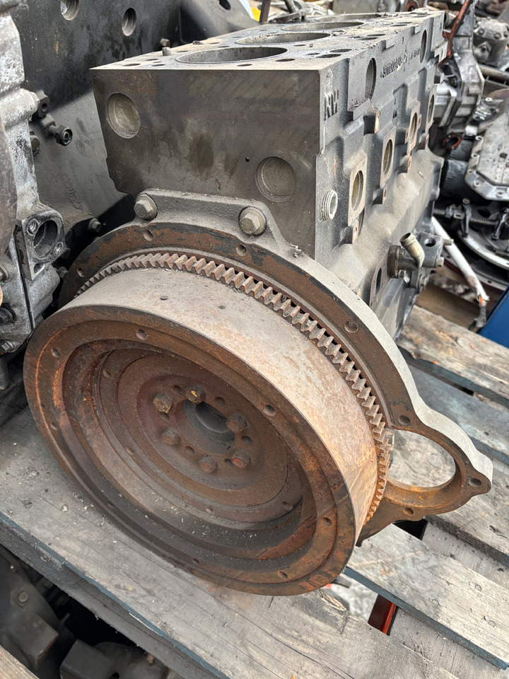 Perkins 1004 1004-40T Silnik Blok Silnika Koło Zamachowe Wał CZĘŚCI 3711DO2A/8 - Vauhtipyörä - Maatalouskoneet: kuva Perkins 1004 1004-40T Silnik Blok Silnika Koło Zamachowe Wał CZĘŚCI 3711DO2A/8 - Vauhtipyörä - Maatalouskoneet Perkins 1004 1004-40T Silnik Blok Silnika Koło Zamachowe Wał CZĘŚCI 3711DO2A/8 - Vauhtipyörä - Maatalouskoneet: kuva Perkins 1004 1004-40T Silnik Blok Silnika Koło Zamachowe Wał CZĘŚCI 3711DO2A/8 - Vauhtipyörä - Maatalouskoneet