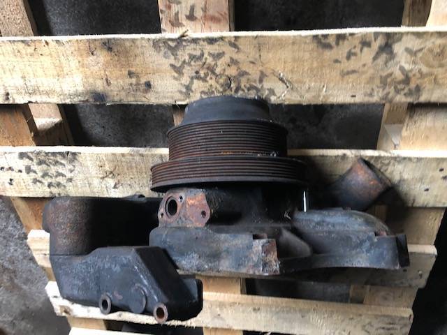 Sisu 84CTA-4V - Pompa Wody - Jäähdytysnestepumppu - Maatalouskoneet: kuva Sisu 84CTA-4V - Pompa Wody - Jäähdytysnestepumppu - Maatalouskoneet Sisu 84CTA-4V - Pompa Wody - Jäähdytysnestepumppu - Maatalouskoneet: kuva Sisu 84CTA-4V - Pompa Wody - Jäähdytysnestepumppu - Maatalouskoneet