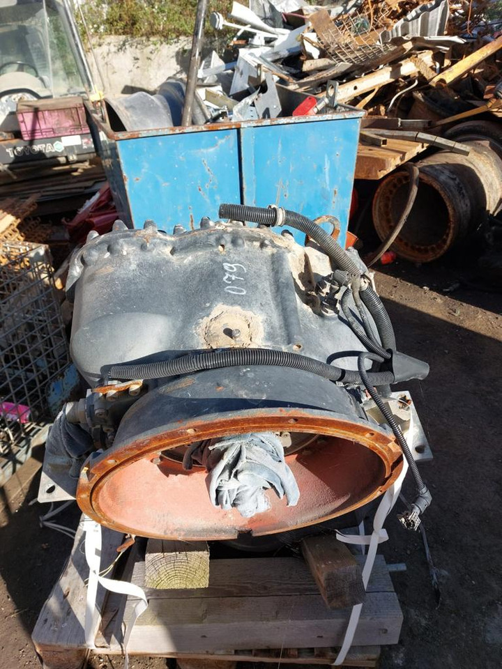 Skrzynia biegów ZF 4WG 4WG-210 Hitachi Case Komatsu - Vaihdelaatikko - Maatalouskoneet: kuva Skrzynia biegów ZF 4WG 4WG-210 Hitachi Case Komatsu - Vaihdelaatikko - Maatalouskoneet Skrzynia biegów ZF 4WG 4WG-210 Hitachi Case Komatsu - Vaihdelaatikko - Maatalouskoneet: kuva Skrzynia biegów ZF 4WG 4WG-210 Hitachi Case Komatsu - Vaihdelaatikko - Maatalouskoneet