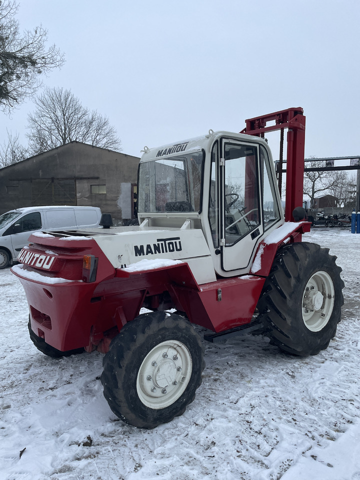 Wózek widłowy Manitou 4x4 54.000zł brutto - Maastotrukki: kuva Wózek widłowy Manitou 4x4 54.000zł brutto - Maastotrukki Wózek widłowy Manitou 4x4 54.000zł brutto - Maastotrukki: kuva Wózek widłowy Manitou 4x4 54.000zł brutto - Maastotrukki