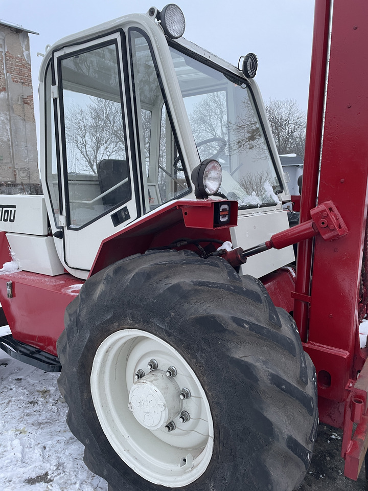 Wózek widłowy Manitou 4x4 54.000zł brutto - Maastotrukki: kuva Wózek widłowy Manitou 4x4 54.000zł brutto - Maastotrukki Wózek widłowy Manitou 4x4 54.000zł brutto - Maastotrukki: kuva Wózek widłowy Manitou 4x4 54.000zł brutto - Maastotrukki