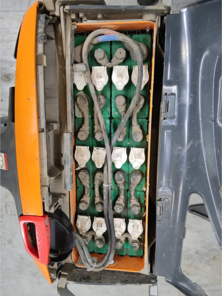 STILL EXU18 - Haarukkavaunu: kuva STILL EXU18 - Haarukkavaunu STILL EXU18 - Haarukkavaunu: kuva STILL EXU18 - Haarukkavaunu