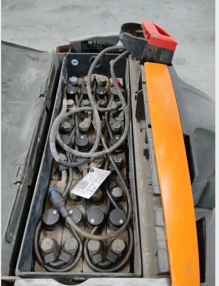 STILL EXU18 - Haarukkavaunu: kuva STILL EXU18 - Haarukkavaunu STILL EXU18 - Haarukkavaunu: kuva STILL EXU18 - Haarukkavaunu