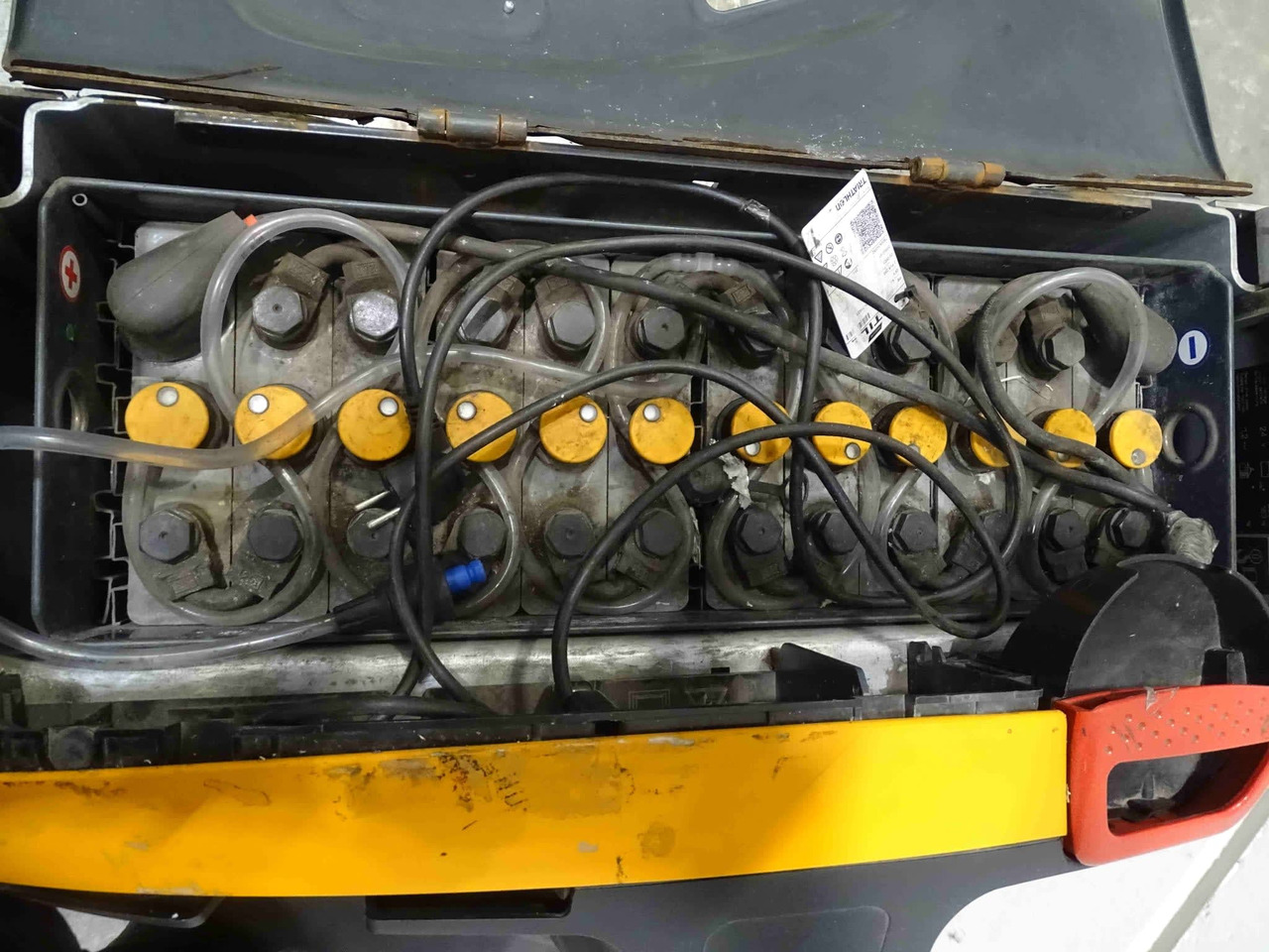 STILL EXU18 - Haarukkavaunu: kuva STILL EXU18 - Haarukkavaunu STILL EXU18 - Haarukkavaunu: kuva STILL EXU18 - Haarukkavaunu