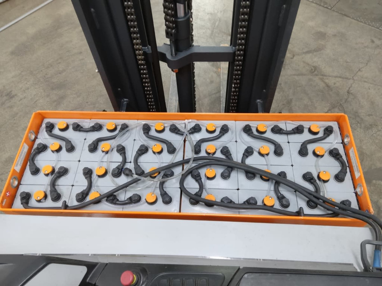 STILL FM-X20 - Työntömastotrukki: kuva STILL FM-X20 - Työntömastotrukki STILL FM-X20 - Työntömastotrukki: kuva STILL FM-X20 - Työntömastotrukki