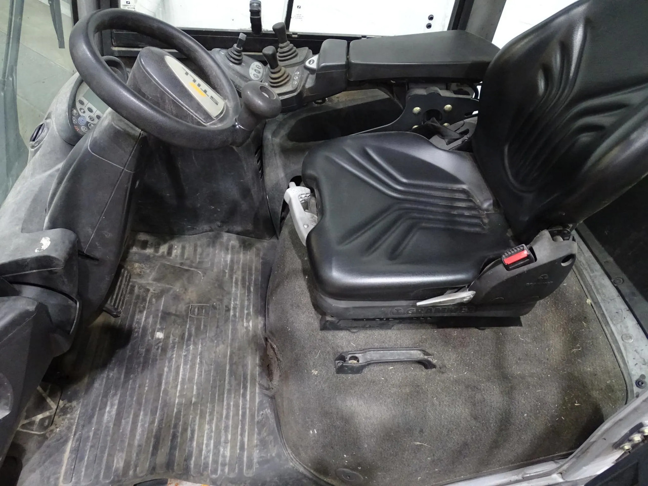 STILL RX70-50 - Dieseltrukki: kuva STILL RX70-50 - Dieseltrukki STILL RX70-50 - Dieseltrukki: kuva STILL RX70-50 - Dieseltrukki