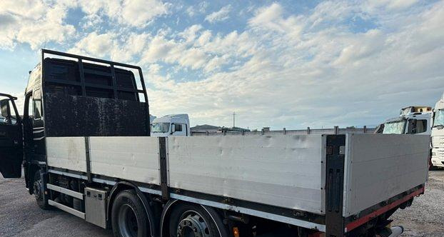 Volvo FH16-600. Euro 5 - Lava-kuorma-auto: kuva Volvo FH16-600. Euro 5 - Lava-kuorma-auto Volvo FH16-600. Euro 5 - Lava-kuorma-auto: kuva Volvo FH16-600. Euro 5 - Lava-kuorma-auto