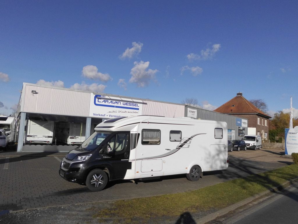 HYMER / ERIBA / HYMERCAR Tramp SL 704 Hubstützen, Solar, AHK uvm++++ - Puoli-integroitu asuntoauto: kuva HYMER / ERIBA / HYMERCAR Tramp SL 704 Hubstützen, Solar, AHK uvm++++ - Puoli-integroitu asuntoauto HYMER / ERIBA / HYMERCAR Tramp SL 704 Hubstützen, Solar, AHK uvm++++ - Puoli-integroitu asuntoauto: kuva HYMER / ERIBA / HYMERCAR Tramp SL 704 Hubstützen, Solar, AHK uvm++++ - Puoli-integroitu asuntoauto