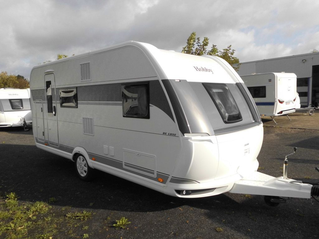Hobby De Luxe 490 KMF 2026 GARAGE AUTARK 1800kg.+++ - Asuntovaunu: kuva Hobby De Luxe 490 KMF 2026 GARAGE AUTARK 1800kg.+++ - Asuntovaunu Hobby De Luxe 490 KMF 2026 GARAGE AUTARK 1800kg.+++ - Asuntovaunu: kuva Hobby De Luxe 490 KMF 2026 GARAGE AUTARK 1800kg.+++ - Asuntovaunu
