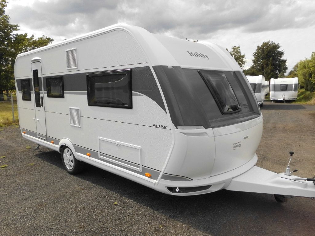Hobby De Luxe 495 UL 2026 AUTARK 1800kg. Ambiente++ - Asuntovaunu: kuva Hobby De Luxe 495 UL 2026 AUTARK 1800kg. Ambiente++ - Asuntovaunu Hobby De Luxe 495 UL 2026 AUTARK 1800kg. Ambiente++ - Asuntovaunu: kuva Hobby De Luxe 495 UL 2026 AUTARK 1800kg. Ambiente++ - Asuntovaunu