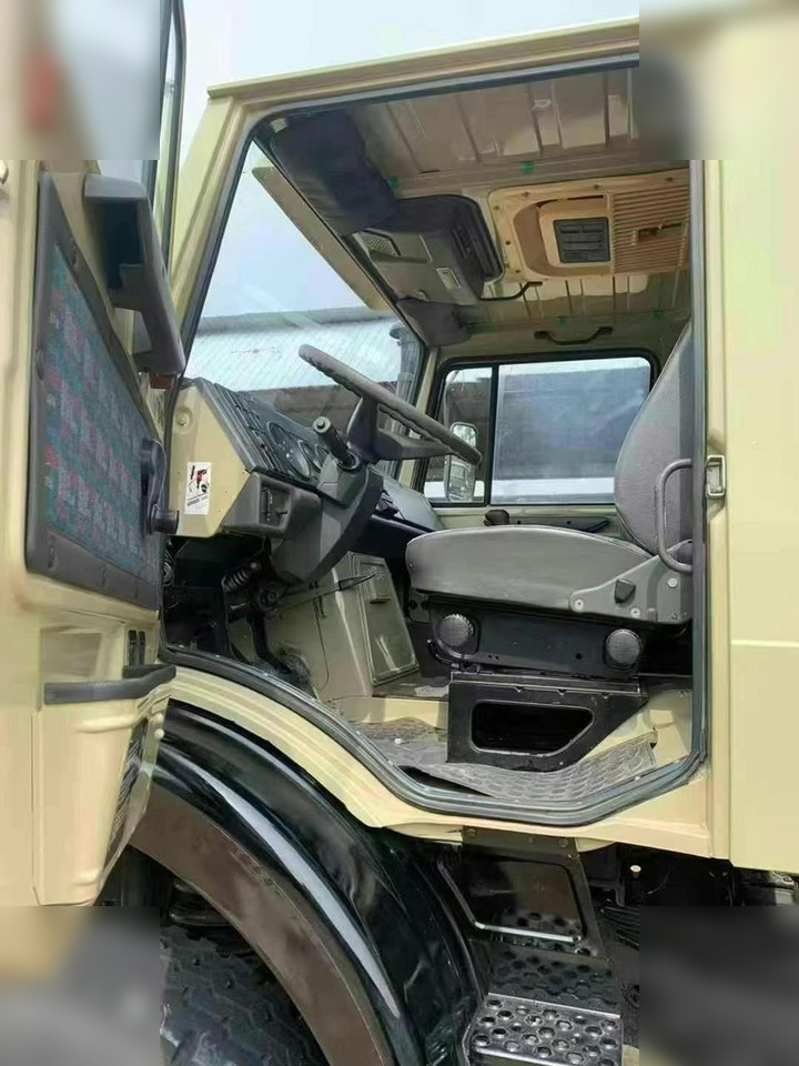1995 MERCEDES-BENZ UNIMOG 2150 - Kuorma-auto alusta: kuva  1995 MERCEDES-BENZ UNIMOG 2150 - Kuorma-auto alusta 1995 MERCEDES-BENZ UNIMOG 2150 - Kuorma-auto alusta: kuva  1995 MERCEDES-BENZ UNIMOG 2150 - Kuorma-auto alusta
