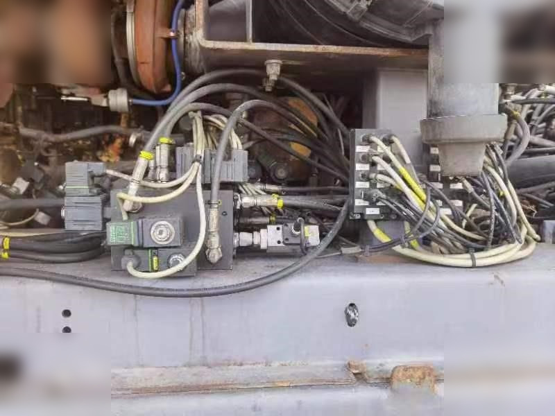 2011 ATLAS COPCO ROC L8-30 - Porakone: kuva 2011 ATLAS COPCO ROC L8-30 - Porakone 2011 ATLAS COPCO ROC L8-30 - Porakone: kuva 2011 ATLAS COPCO ROC L8-30 - Porakone