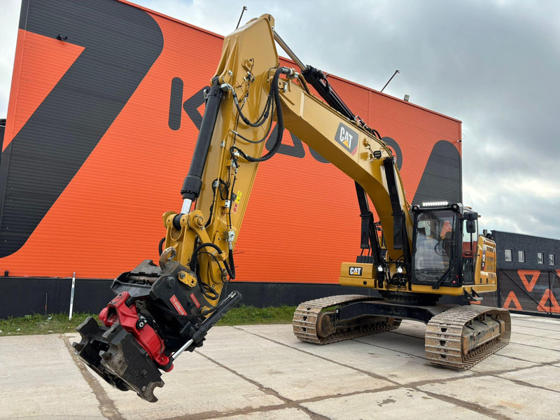 Caterpillar 330 3D / ROTOTILT / AC / CENTRAL LUBRICATION - Telakaivukone: kuva Caterpillar 330 3D / ROTOTILT / AC / CENTRAL LUBRICATION - Telakaivukone Caterpillar 330 3D / ROTOTILT / AC / CENTRAL LUBRICATION - Telakaivukone: kuva Caterpillar 330 3D / ROTOTILT / AC / CENTRAL LUBRICATION - Telakaivukone