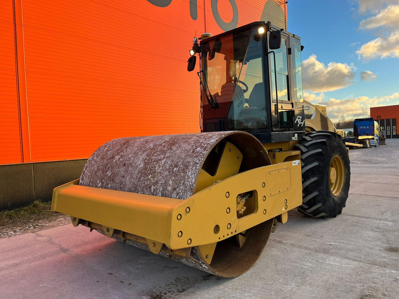 Caterpillar CS 56 3D Trimble DCM300G / AC - Jyrä: kuva Caterpillar CS 56 3D Trimble DCM300G / AC - Jyrä Caterpillar CS 56 3D Trimble DCM300G / AC - Jyrä: kuva Caterpillar CS 56 3D Trimble DCM300G / AC - Jyrä