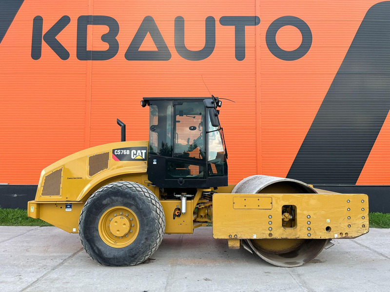 Caterpillar CS 76 B AC - Jyrä: kuva Caterpillar CS 76 B AC - Jyrä Caterpillar CS 76 B AC - Jyrä: kuva Caterpillar CS 76 B AC - Jyrä