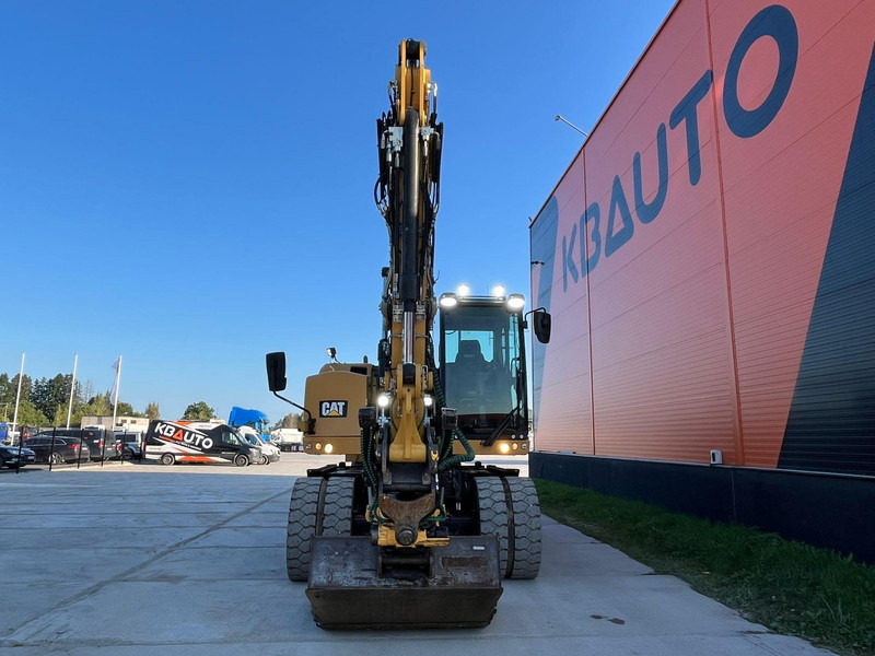 Caterpillar M 318 F ROTOTILT / CENTRAL LUBRICATION / AC - Pyöräalustainen kaivinkone: kuva Caterpillar M 318 F ROTOTILT / CENTRAL LUBRICATION / AC - Pyöräalustainen kaivinkone Caterpillar M 318 F ROTOTILT / CENTRAL LUBRICATION / AC - Pyöräalustainen kaivinkone: kuva Caterpillar M 318 F ROTOTILT / CENTRAL LUBRICATION / AC - Pyöräalustainen kaivinkone