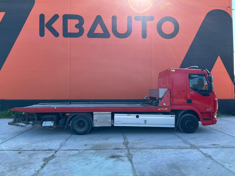 DAF LF 210 4x2 JIGE SIMPLEX 5 T / PLATFORM L=5799 mm - Kuljetin kuorma-auto: kuva DAF LF 210 4x2 JIGE SIMPLEX 5 T / PLATFORM L=5799 mm - Kuljetin kuorma-auto DAF LF 210 4x2 JIGE SIMPLEX 5 T / PLATFORM L=5799 mm - Kuljetin kuorma-auto: kuva DAF LF 210 4x2 JIGE SIMPLEX 5 T / PLATFORM L=5799 mm - Kuljetin kuorma-auto