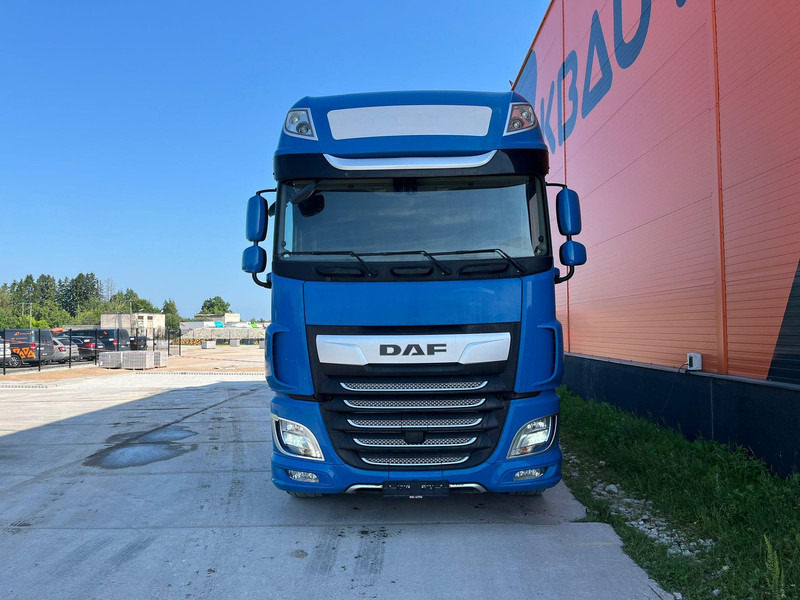 DAF XF 530 6x2 CHASSIS L=6120 mm - Kuorma-auto alusta: kuva DAF XF 530 6x2 CHASSIS L=6120 mm - Kuorma-auto alusta DAF XF 530 6x2 CHASSIS L=6120 mm - Kuorma-auto alusta: kuva DAF XF 530 6x2 CHASSIS L=6120 mm - Kuorma-auto alusta