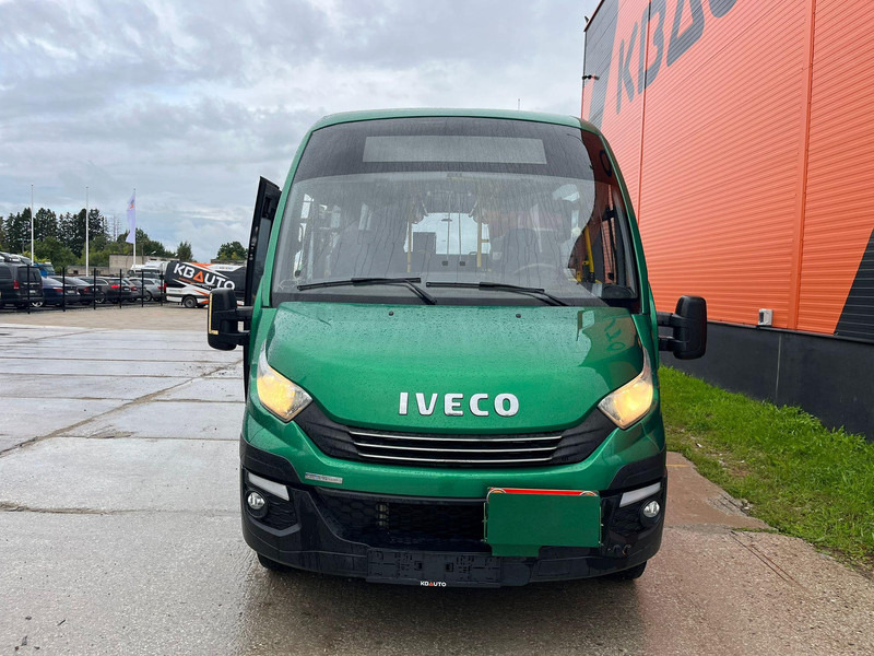 Iveco First Low-Entry 4x2 22 SEATS / AC / WEBASTO - Minibussi, Pikkubussi: kuva Iveco First Low-Entry 4x2 22 SEATS / AC / WEBASTO - Minibussi, Pikkubussi Iveco First Low-Entry 4x2 22 SEATS / AC / WEBASTO - Minibussi, Pikkubussi: kuva Iveco First Low-Entry 4x2 22 SEATS / AC / WEBASTO - Minibussi, Pikkubussi
