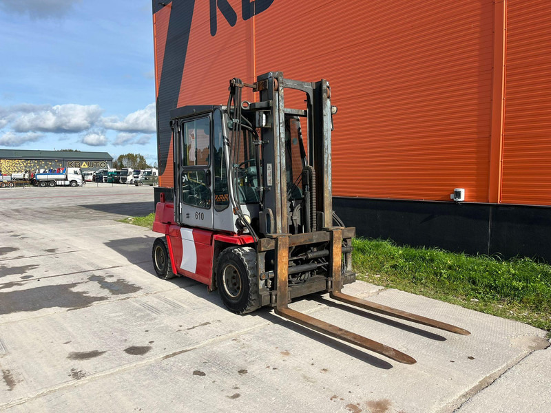 Kalmar DCD 55-6 H Rated capacity: 5500 kg / Lifting height: 3500 mm - Dieseltrukki: kuva Kalmar DCD 55-6 H Rated capacity: 5500 kg / Lifting height: 3500 mm - Dieseltrukki Kalmar DCD 55-6 H Rated capacity: 5500 kg / Lifting height: 3500 mm - Dieseltrukki: kuva Kalmar DCD 55-6 H Rated capacity: 5500 kg / Lifting height: 3500 mm - Dieseltrukki