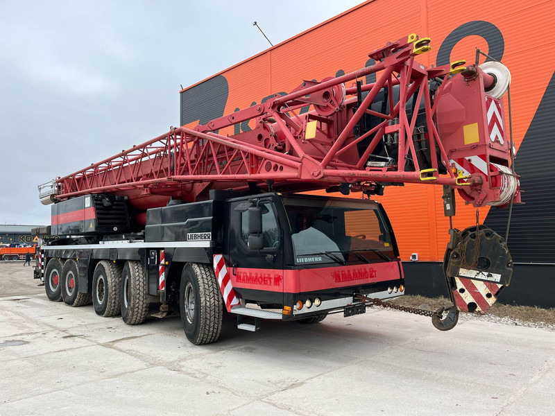 Liebherr LTM 1220-5.2 10x6 MAX. LIFTING CAPACITY 220 ton / MAX. LIFTING HEIGHT 101 m - Ajoneuvonosturi: kuva Liebherr LTM 1220-5.2 10x6 MAX. LIFTING CAPACITY 220 ton / MAX. LIFTING HEIGHT 101 m - Ajoneuvonosturi Liebherr LTM 1220-5.2 10x6 MAX. LIFTING CAPACITY 220 ton / MAX. LIFTING HEIGHT 101 m - Ajoneuvonosturi: kuva Liebherr LTM 1220-5.2 10x6 MAX. LIFTING CAPACITY 220 ton / MAX. LIFTING HEIGHT 101 m - Ajoneuvonosturi