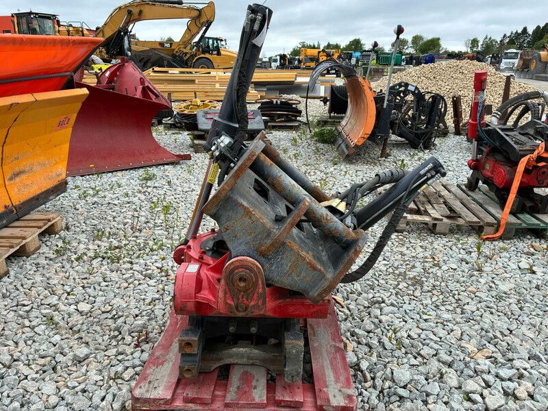 ROTOTILT R8 S70 - Lisälaitteet - Rakennuskoneet: kuva ROTOTILT R8 S70 - Lisälaitteet - Rakennuskoneet ROTOTILT R8 S70 - Lisälaitteet - Rakennuskoneet: kuva ROTOTILT R8 S70 - Lisälaitteet - Rakennuskoneet