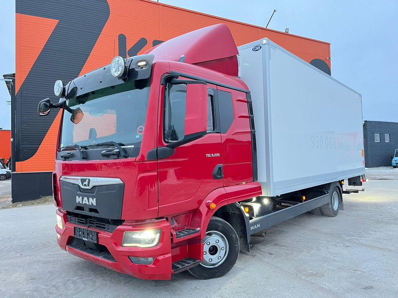 MAN TGL 8.220 4x2 THERMOKING V-800MAX / BOX L=6135 mm - Refrigeraattori kuorma-auto: kuva MAN TGL 8.220 4x2 THERMOKING V-800MAX / BOX L=6135 mm - Refrigeraattori kuorma-auto MAN TGL 8.220 4x2 THERMOKING V-800MAX / BOX L=6135 mm - Refrigeraattori kuorma-auto: kuva MAN TGL 8.220 4x2 THERMOKING V-800MAX / BOX L=6135 mm - Refrigeraattori kuorma-auto